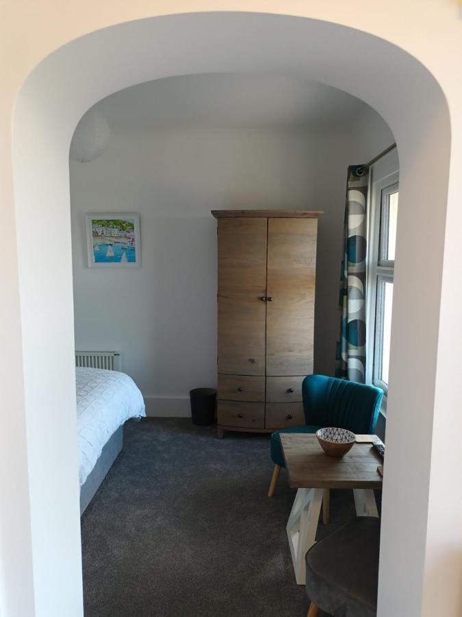 Contemporary One Bed Studio. Sea Views And Parking Westward Ho!  Ngoại thất bức ảnh